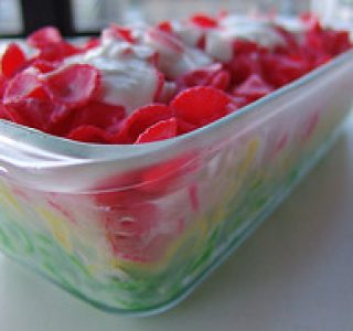 Üç Renkli Makarna Salatası