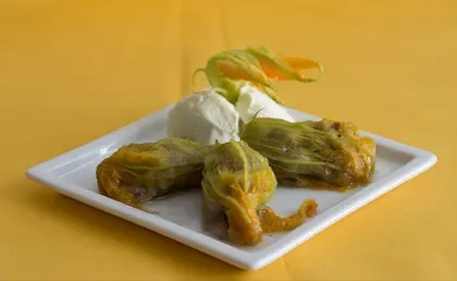 Etli Kabak Çiçeği Dolması
